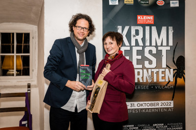 Ausverkaufte Krimilesung im Schloss Moosburg