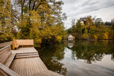 Der Glückssteg in Moosburg - ein kleines Stück Paradies am Wasser