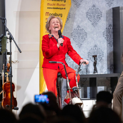 moosburg helfrieds strenge kammer-51